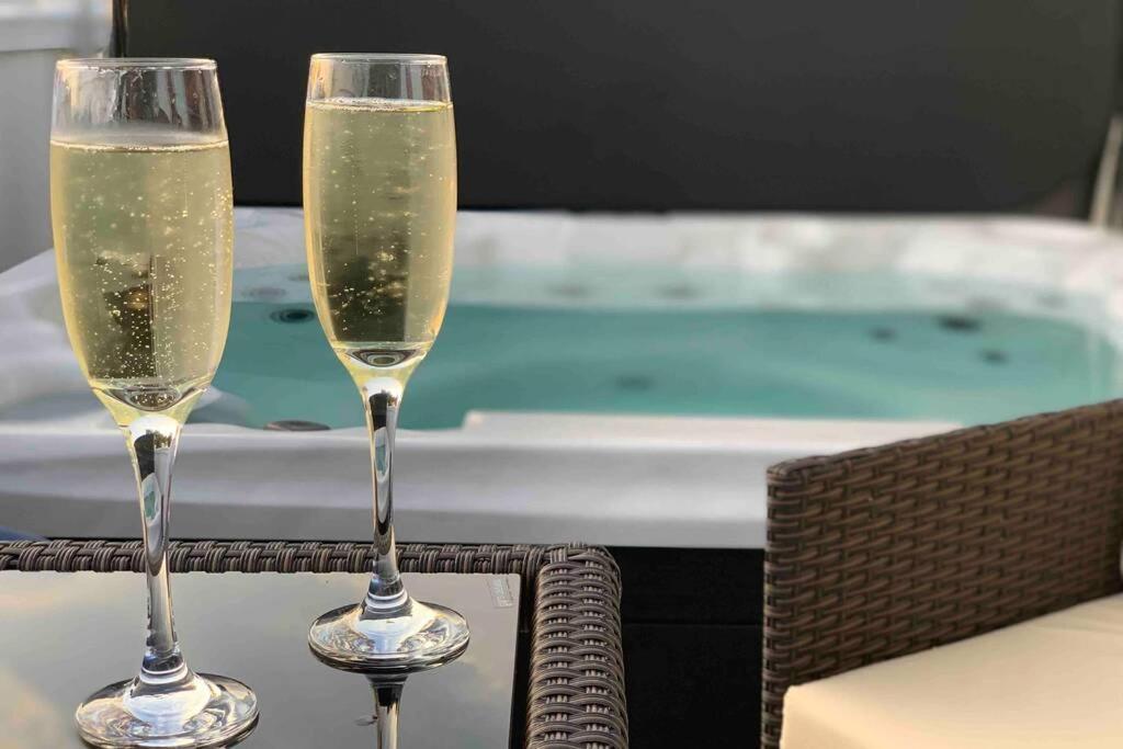 The Warren Villa South Cerney Ngoại thất bức ảnh